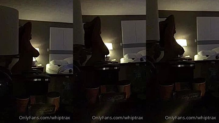 sluts shakes tits in the dark