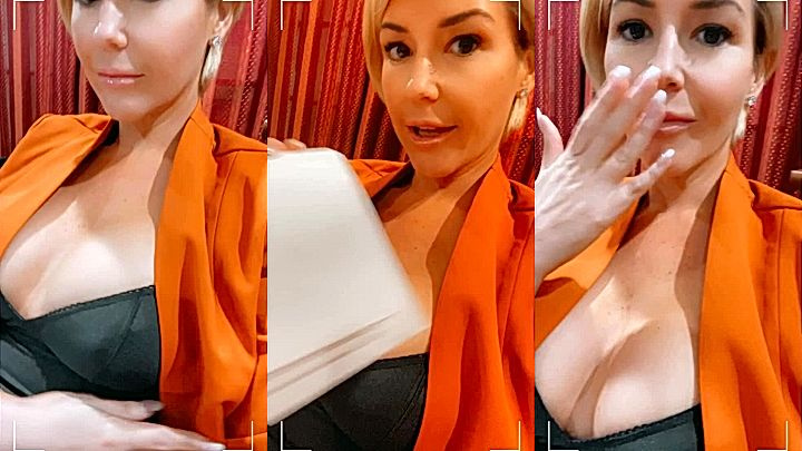 blonde milf Kit Mercer nude tease video got leaked