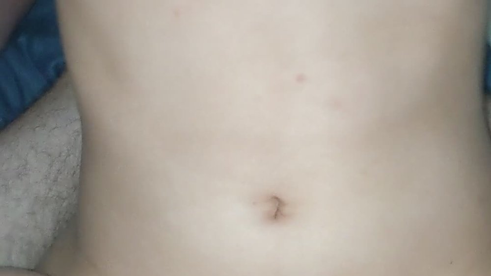 Nebraskawu teases her fans by showing her amazing body