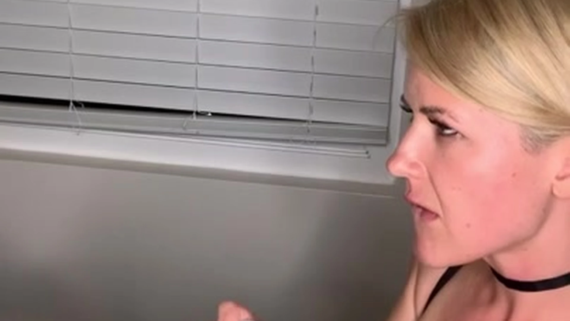 American slut strokes a big cock Kit Mercer leak