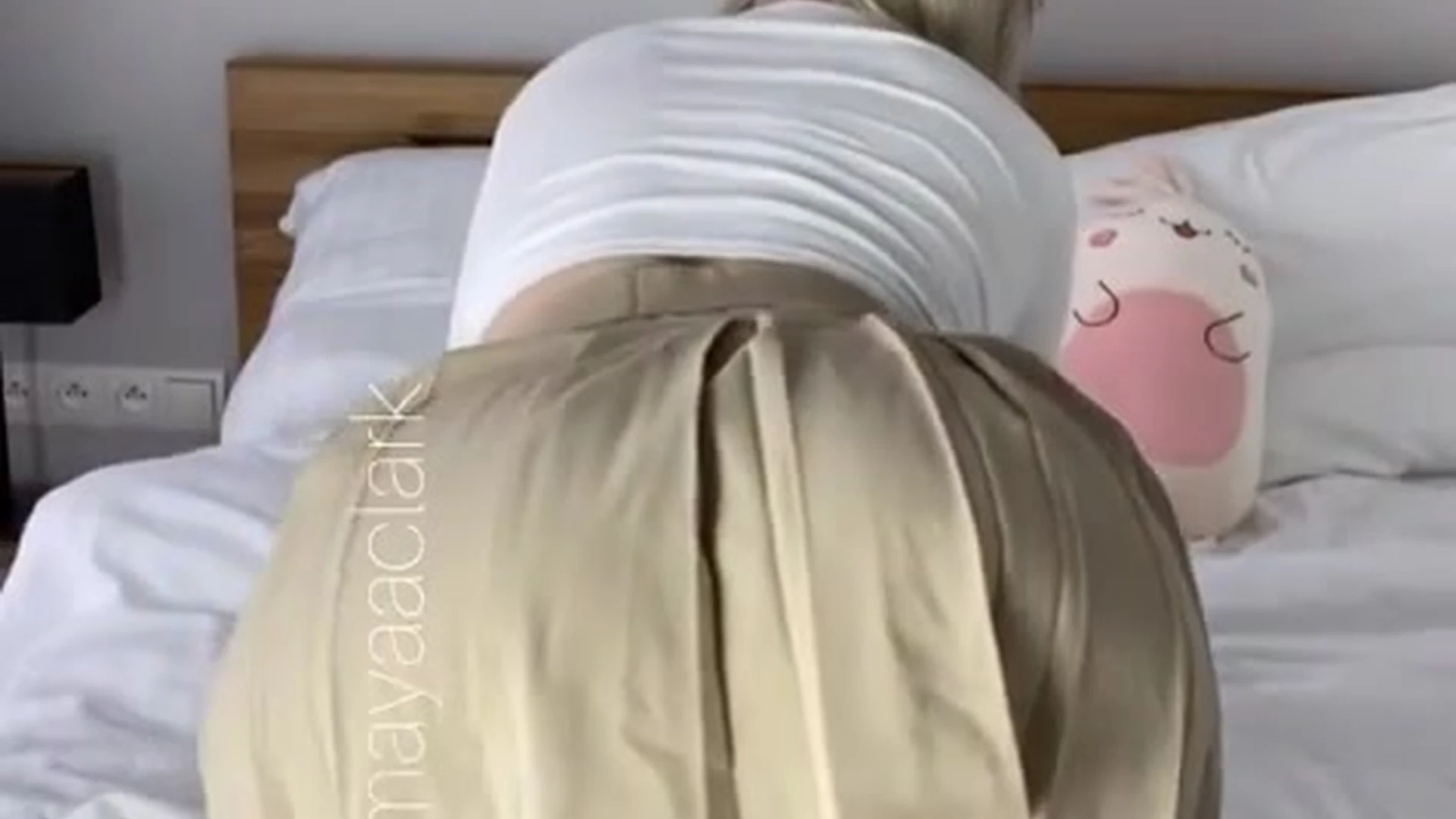 bratty girl needs good spanking Powderyrose