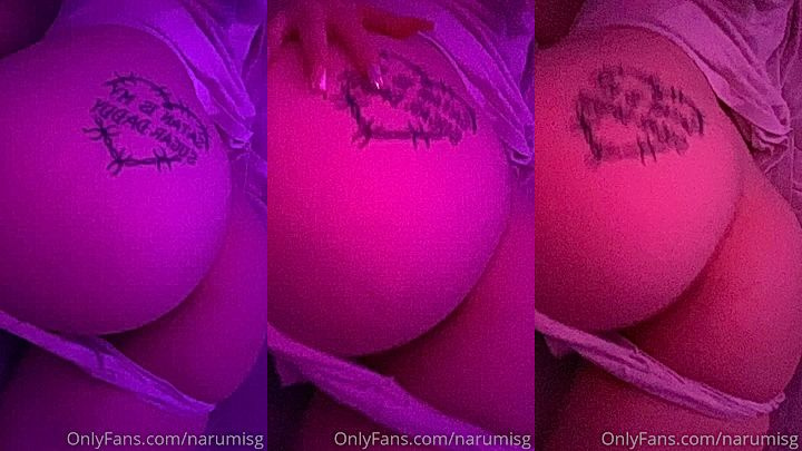 Mia Yokai shows off her amazing butt to her subscribers