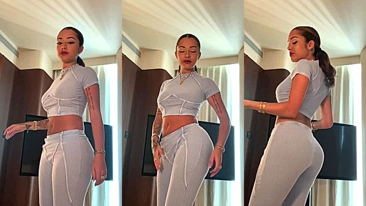 Malu Trevejo loves to show off her boobs leaked onlyfans video