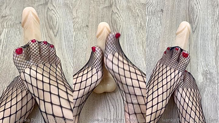 wanna stroke this wet ass pussy in lingerie(Ivanka peacha)