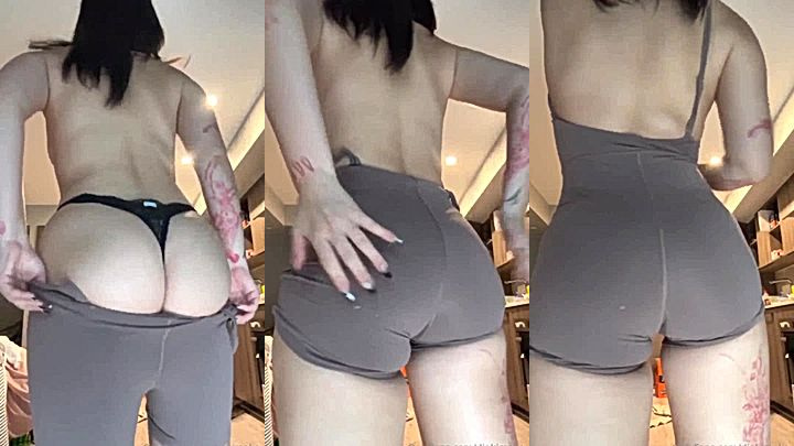 Big Ass Diakimeko getting dressed on cam onlyfans leak