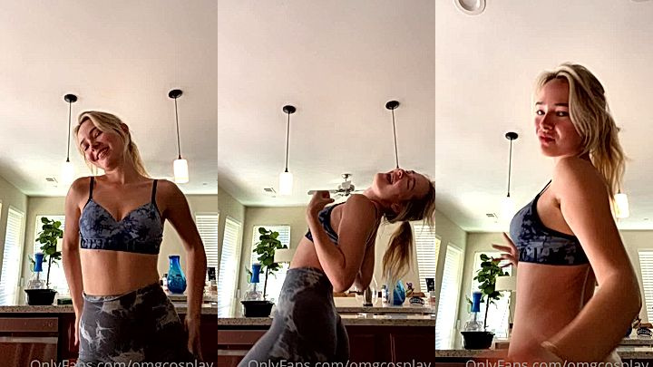 OMGCosplay teases her fans by showing off her amazing fans