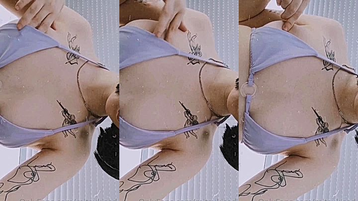 Mia Yokai shows off her huge tits to her onlyfans subscribers leaked onlyfans video