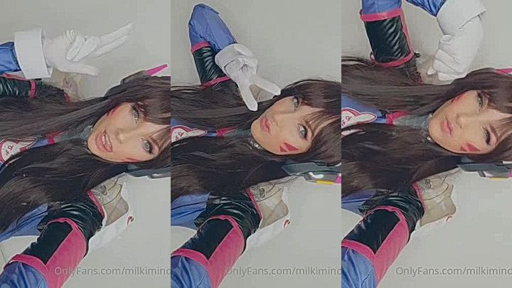 Milkimind leaked OnlyFans video teasing with her long hair