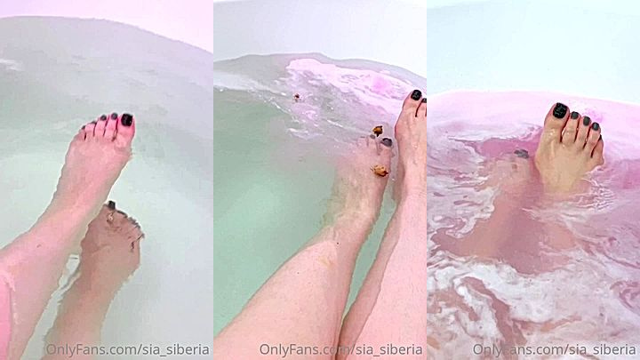 model sia siberia looks good in the jacuzzi