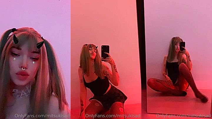 Mia Yokai couldnt help but show off her amazing body to her subscribers