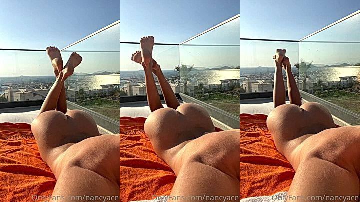sexy hot ass model Nancy Ace shows big ass