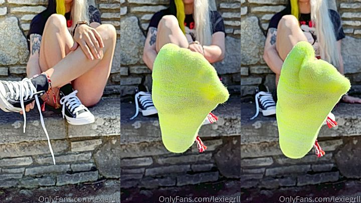 do ypou love my socks? then guess what you’ll love my feets more