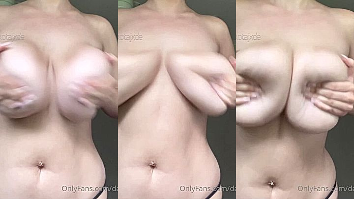 dakota jade strips out of her bra just for you