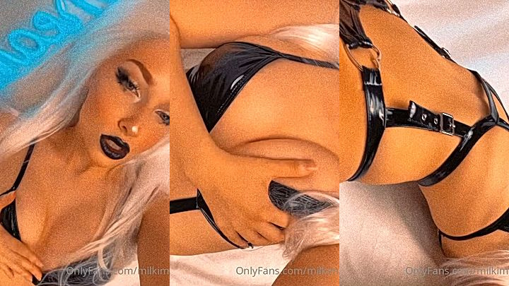 Milkimind touching her boods and showing off her sexy ass onlyfans
