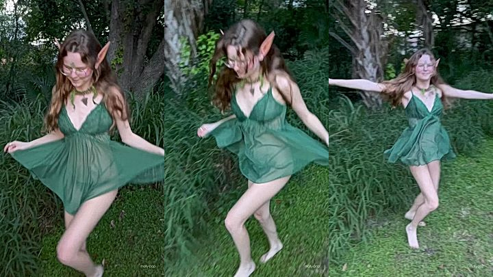 leaked onlyfans model molly-popfinger her wet pussy in public