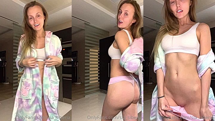 Sia Siberia reveals her amazing body leaked onlyfans video