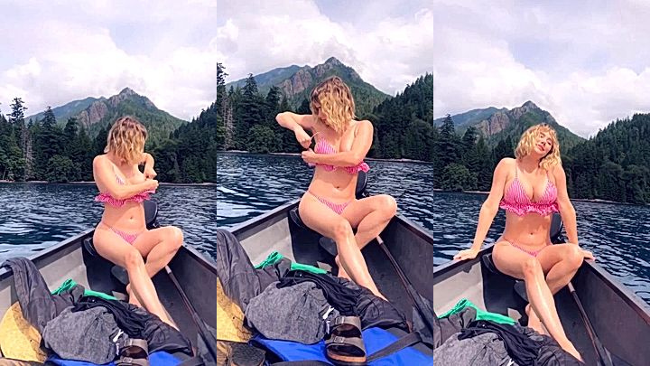sexy model went for a canoe ride( Sara Underwood)