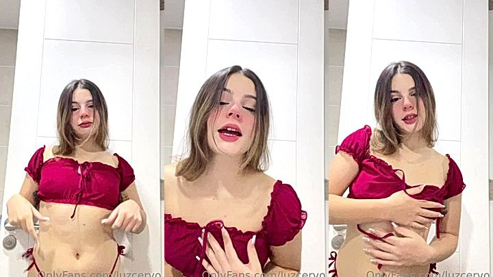 watch me take off this sexy red lingerie and fondle my tits( Luz Cervo)