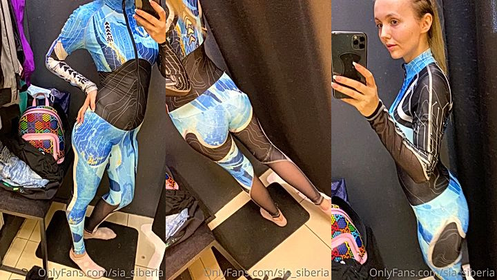 do you love my outfit?(sia siberia)