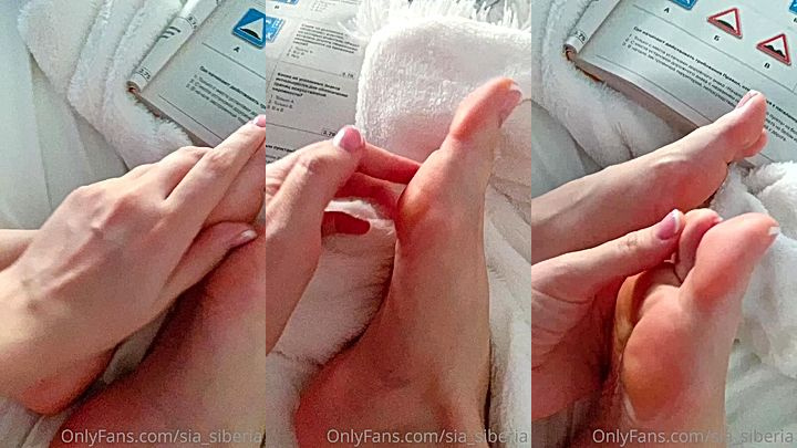 sia siberia: newly pedicured feets will  taste good.