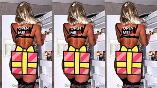 Agusanon shows her amazing ass to her onlyfans subscribers censored