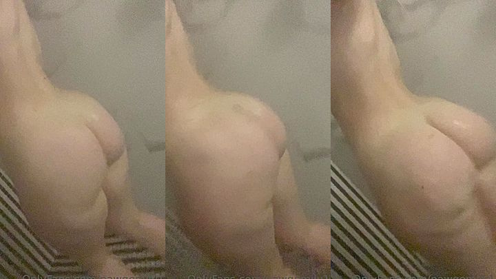 leaked video of sexy onlyfans model shakes her big booty( Pawgemily)