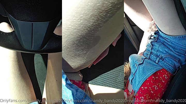 mandyfrizzle got stucked in traffic and finger the fuck out of her life