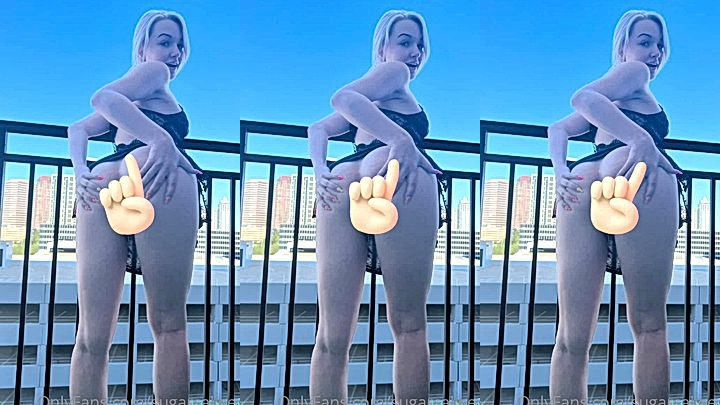 Sugarcakee shows her huge ass outdoor leaked onlyfans video