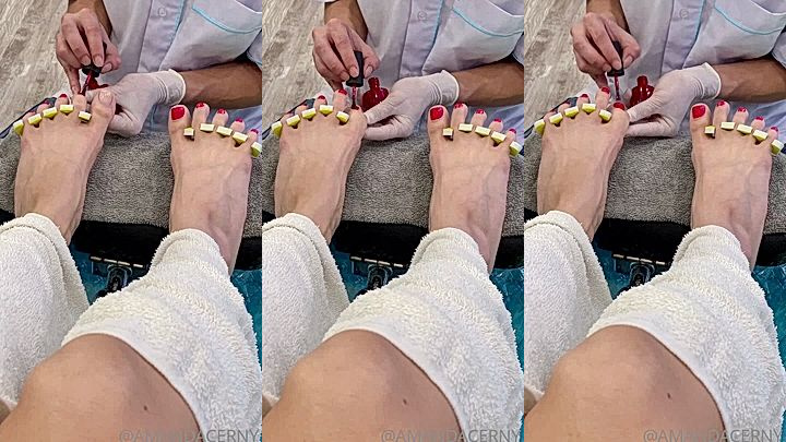 Amanda Cerny shows her amazing feet leaked onlyfans video