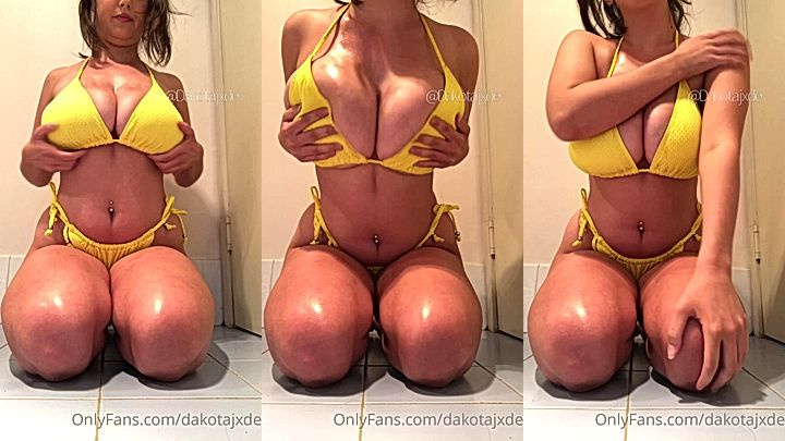 Dakota Jade shows off her amazing tities