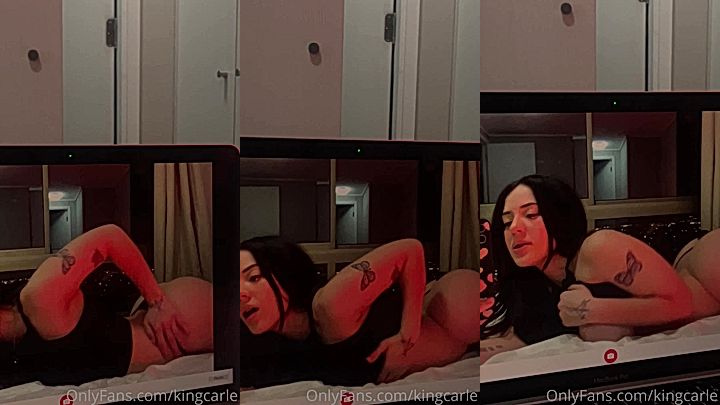 KingCarle records her big fat ass onlyfans leak