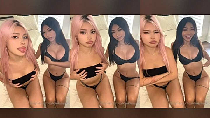 Diakimeko and her friend showing off their tits
