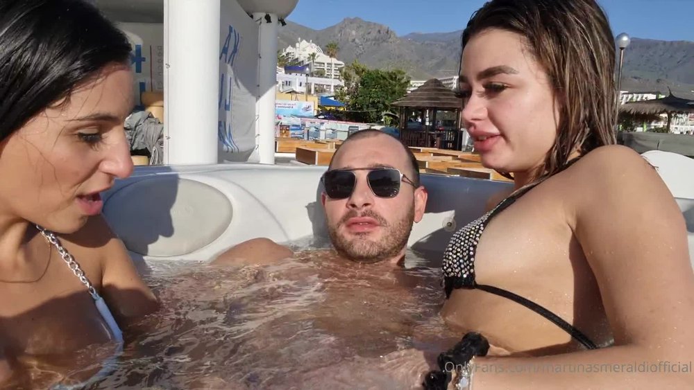 Martina Smeraldi pool sex threesome onlyfans leak