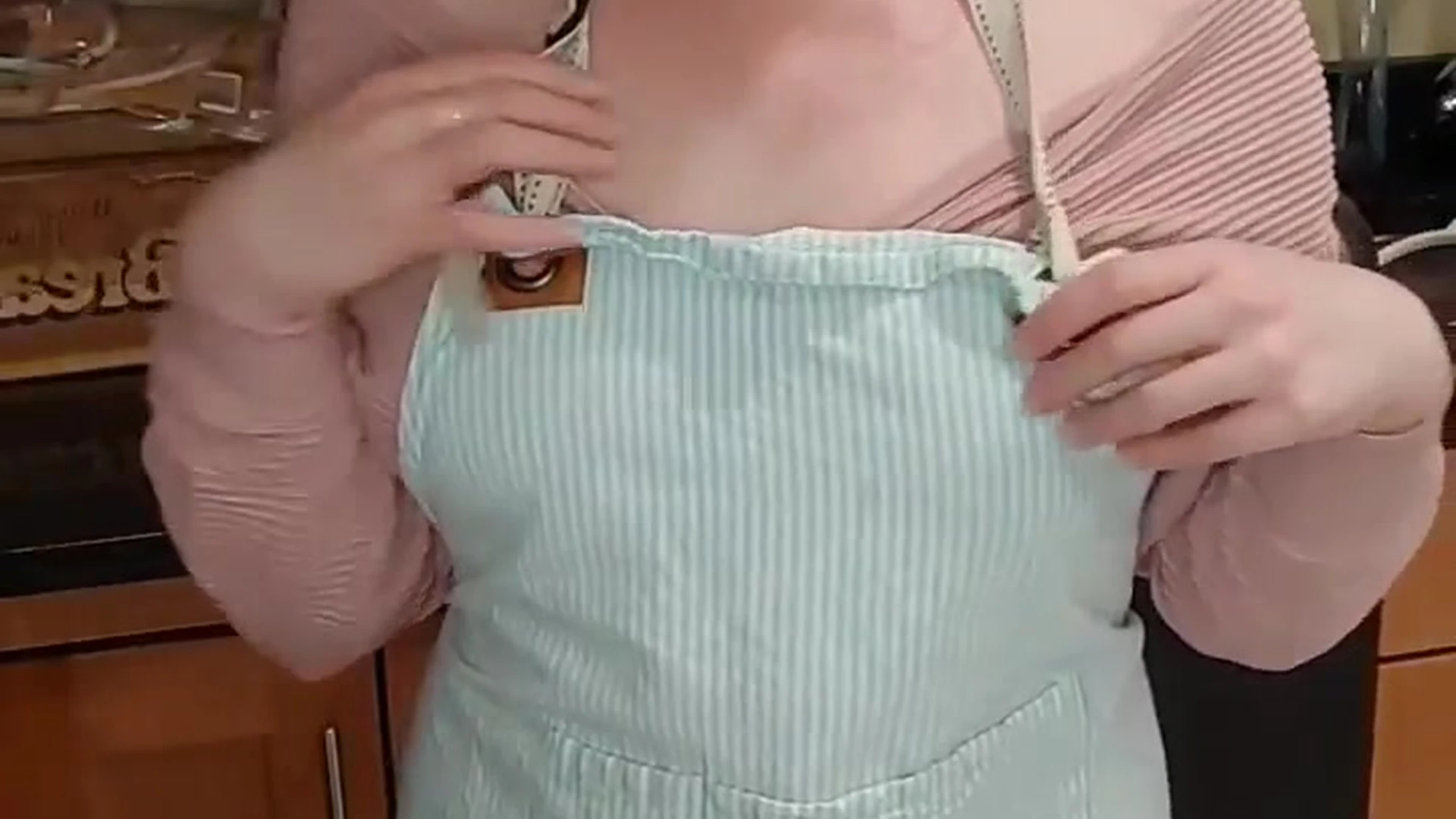 MandyFrizzle teasing video got leaked