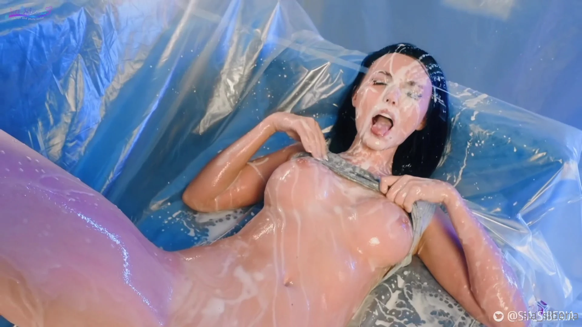 sia siberiaa; what do you think about me getting fucked by you?