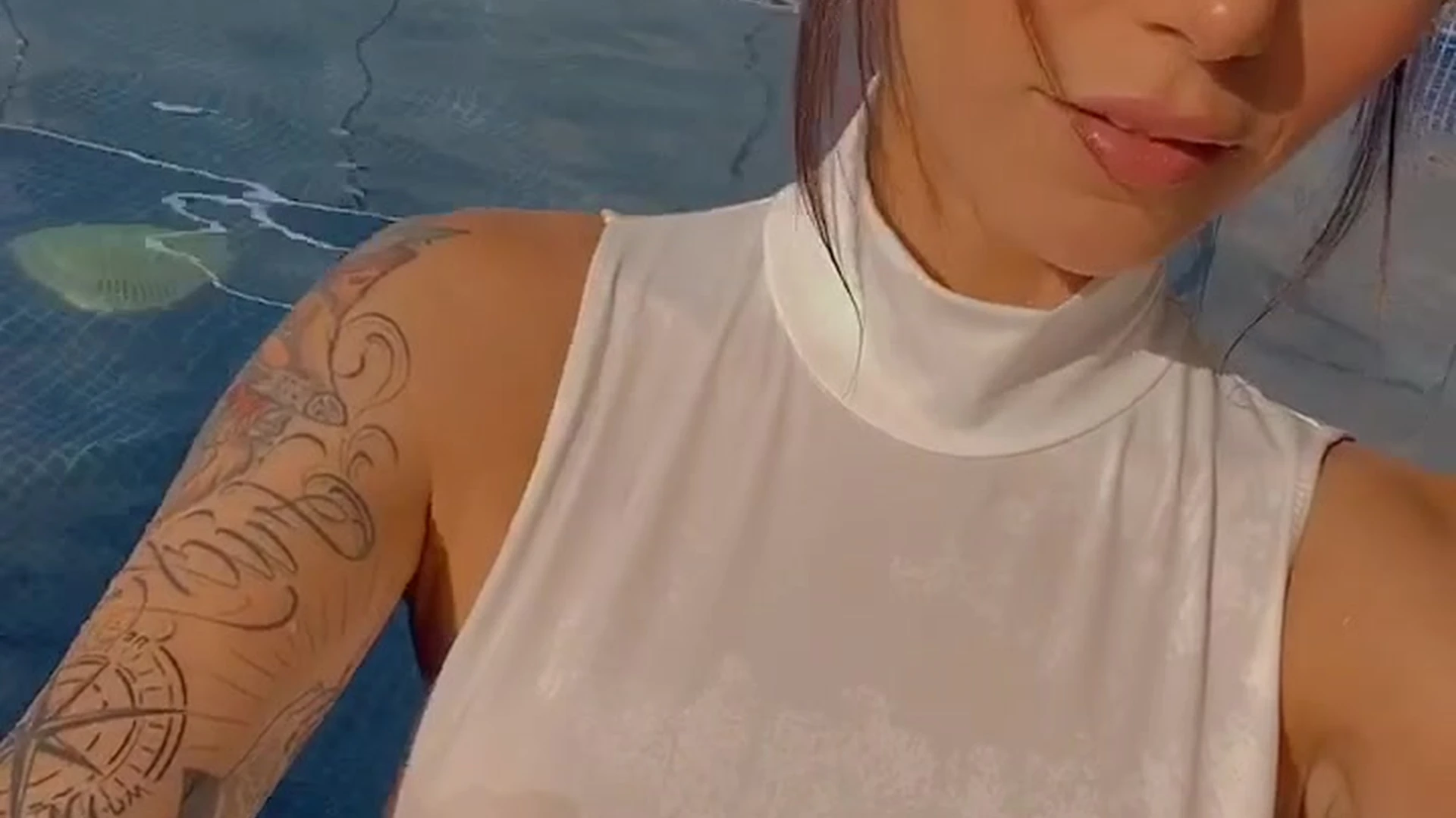boobs looks so sexy when they are wet -Melanie Pavola
