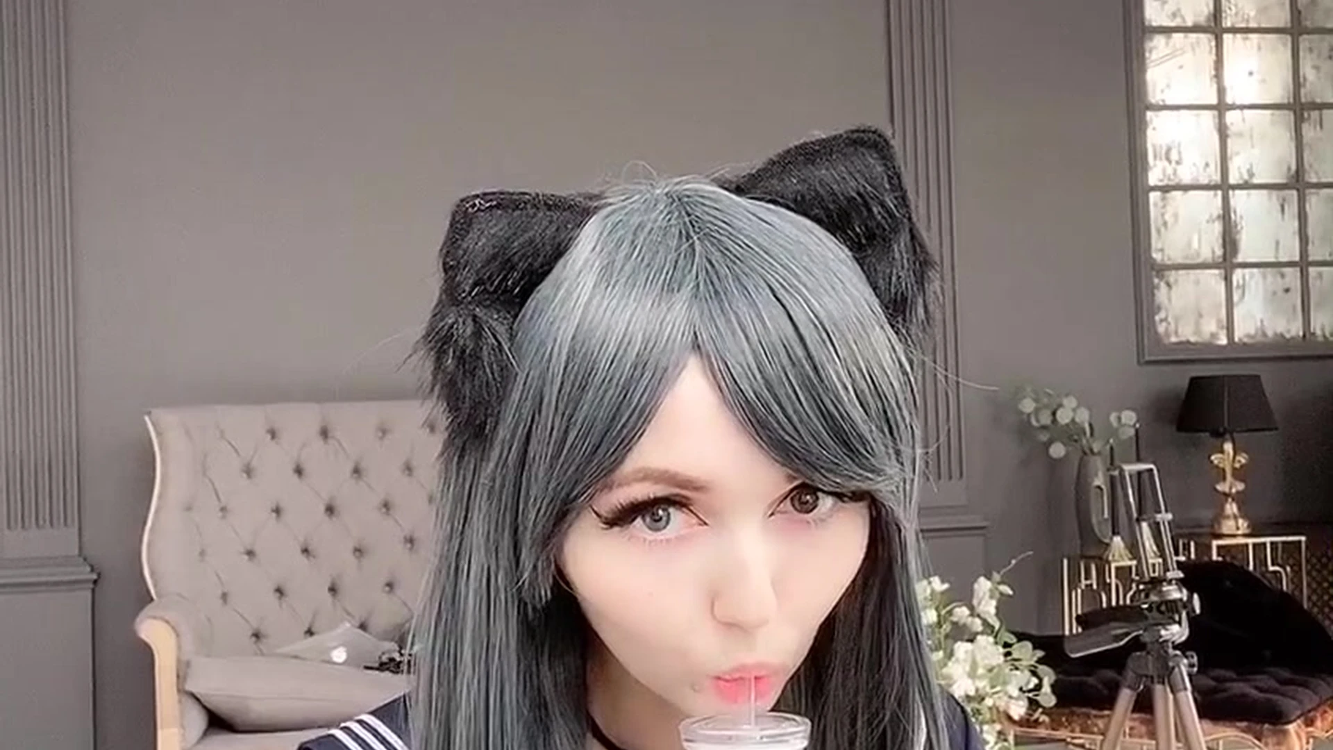 i am no wearing anything underneath, wannna take them off and stroke my wet pussy